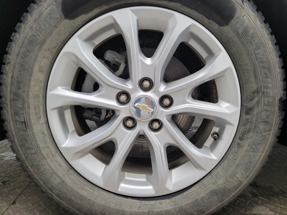 2019 Chevrolet Equinox in Eastpointe, MI 48021 - 18098338 31