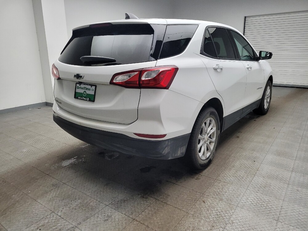 2019 Chevrolet Equinox in Eastpointe, MI 48021 - 18098338 9