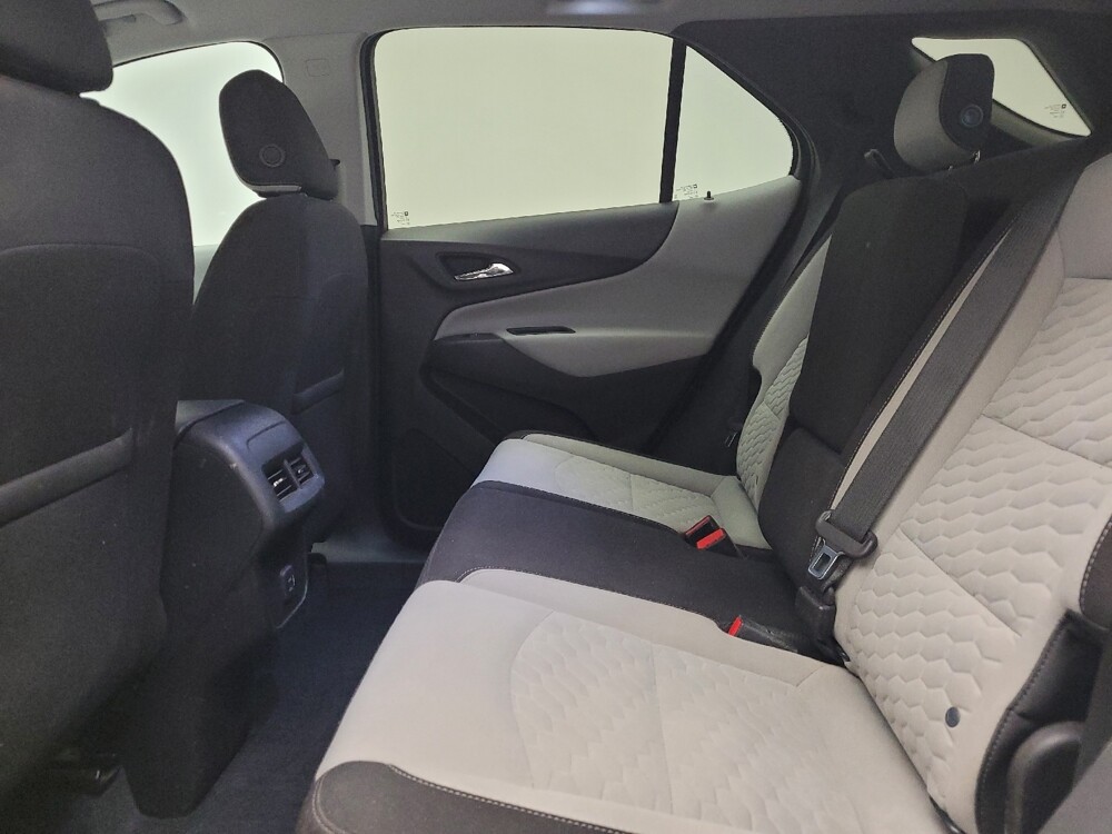 2019 Chevrolet Equinox in Eastpointe, MI 48021 - 18098338 18