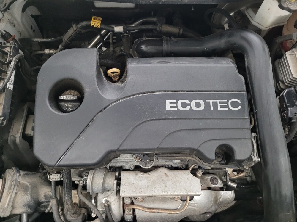 2019 Chevrolet Equinox in Eastpointe, MI 48021 - 18098338 30