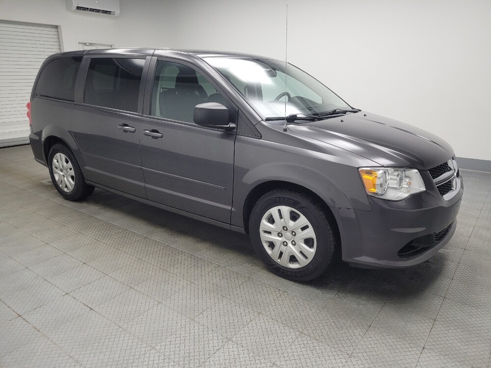 2016 Dodge Grand Caravan in Ft Wayne, IN 46805 - 18098340 11