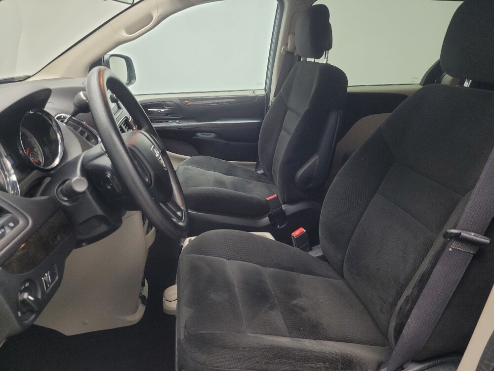 2016 Dodge Grand Caravan in Ft Wayne, IN 46805 - 18098340 17