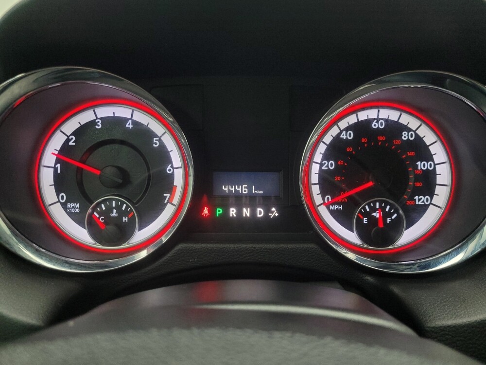 2016 Dodge Grand Caravan in Ft Wayne, IN 46805 - 18098340 23