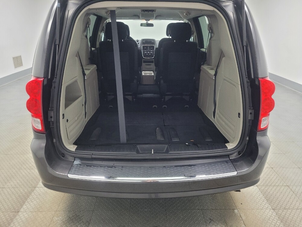 2016 Dodge Grand Caravan in Ft Wayne, IN 46805 - 18098340 29