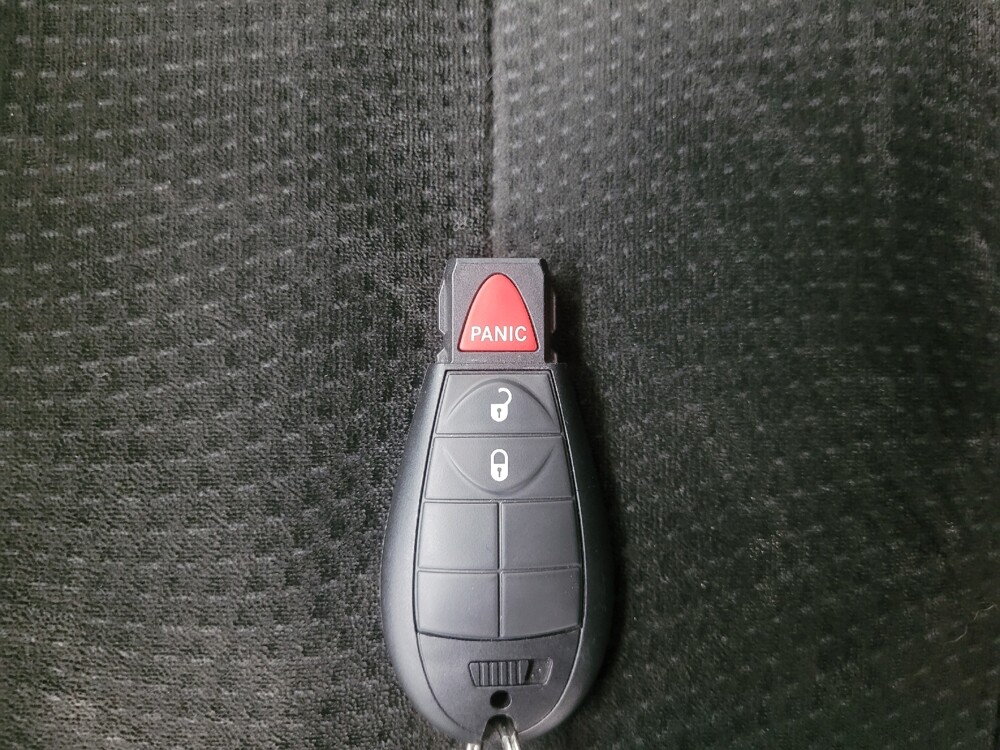 2016 Dodge Grand Caravan in Ft Wayne, IN 46805 - 18098340 32