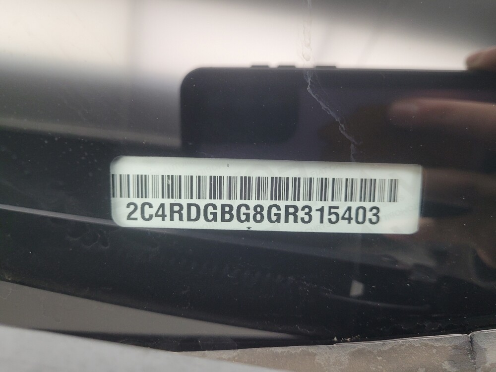 2016 Dodge Grand Caravan in Ft Wayne, IN 46805 - 18098340 33