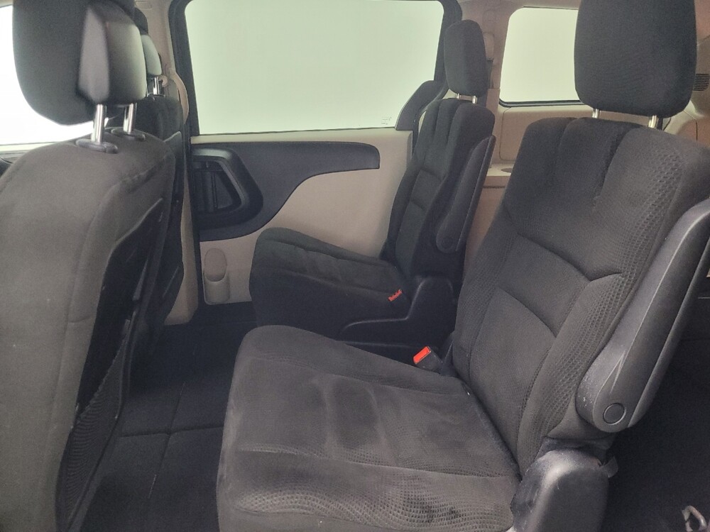 2016 Dodge Grand Caravan in Ft Wayne, IN 46805 - 18098340 18