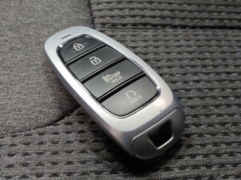 2021 Hyundai Santa Fe in Mesa, AZ 85210 - 18098342 32