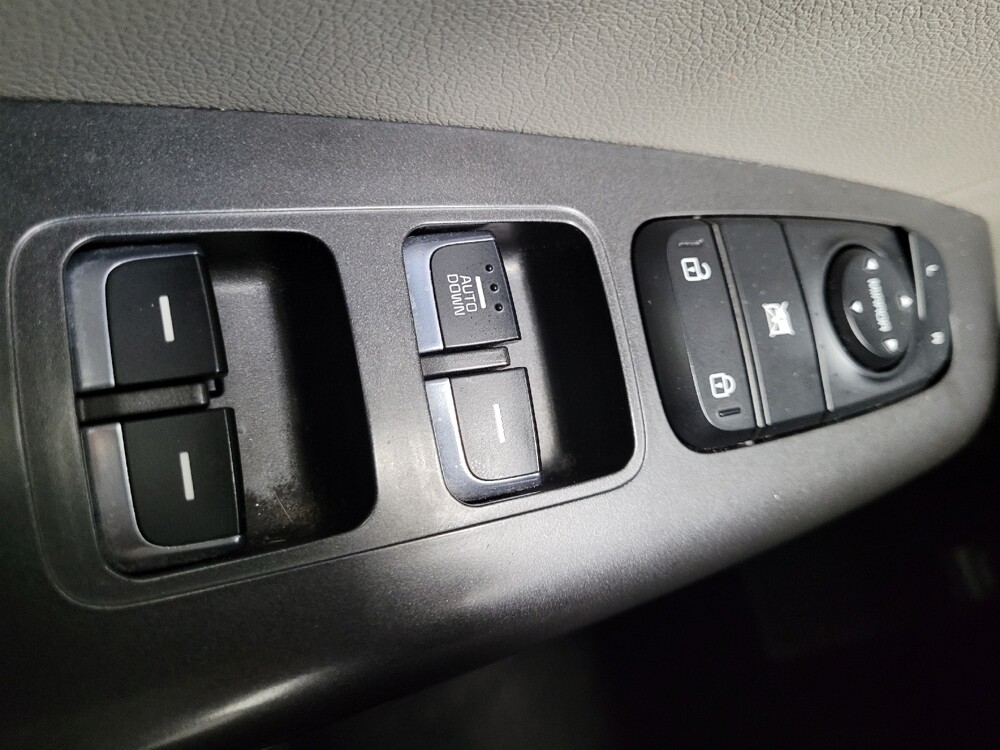 2017 Kia Sportage in Las Vegas, NV 89102 - 18098343 27