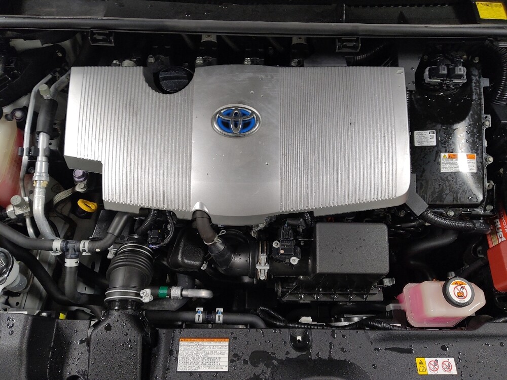 2018 Toyota Prius in Chattanooga, TN 37421 - 18098345 30