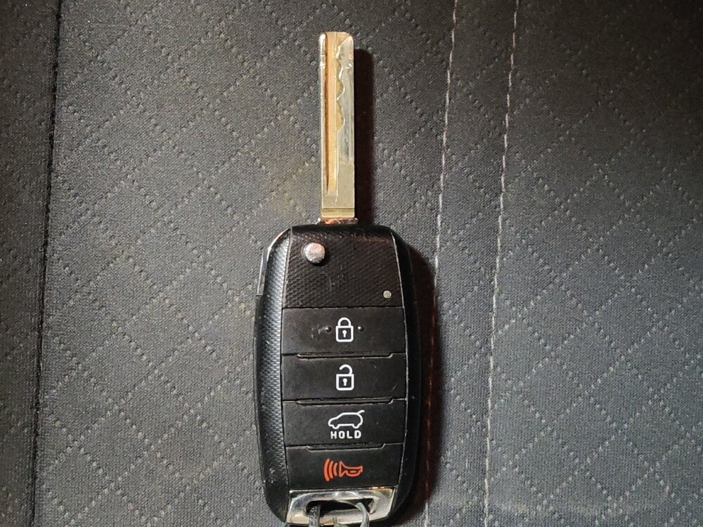 2019 Kia Sorento in Plano, TX 75074 - 18098350 32