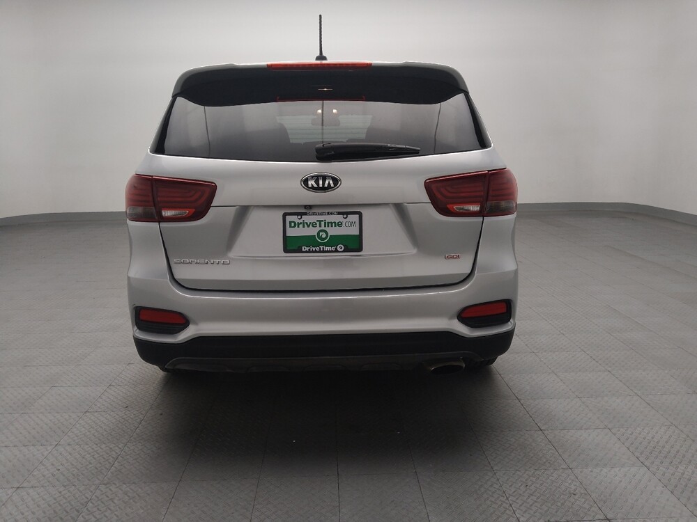 2019 Kia Sorento in Plano, TX 75074 - 18098350 6