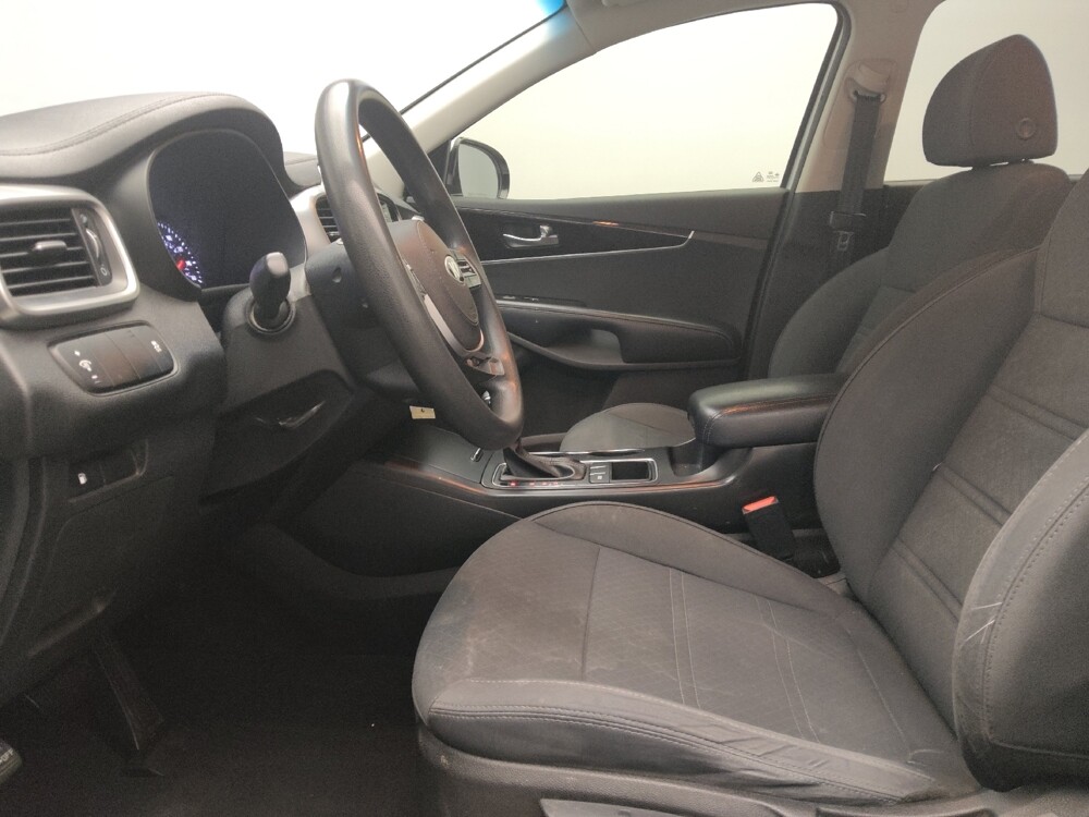2019 Kia Sorento in Plano, TX 75074 - 18098350 17