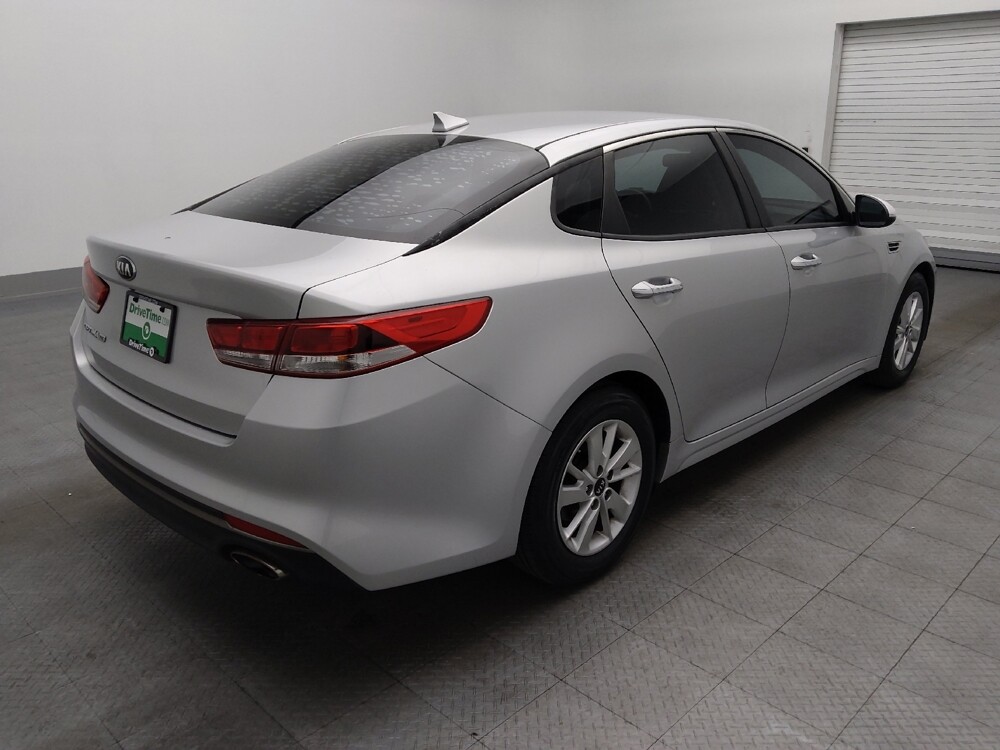 2017 Kia Optima in Lauderdale Lakes, FL 33313 - 18098353 9