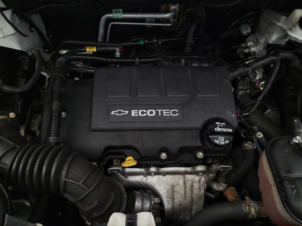 2020 Chevrolet Trax in Albuquerque, NM 87113 - 18098355 30