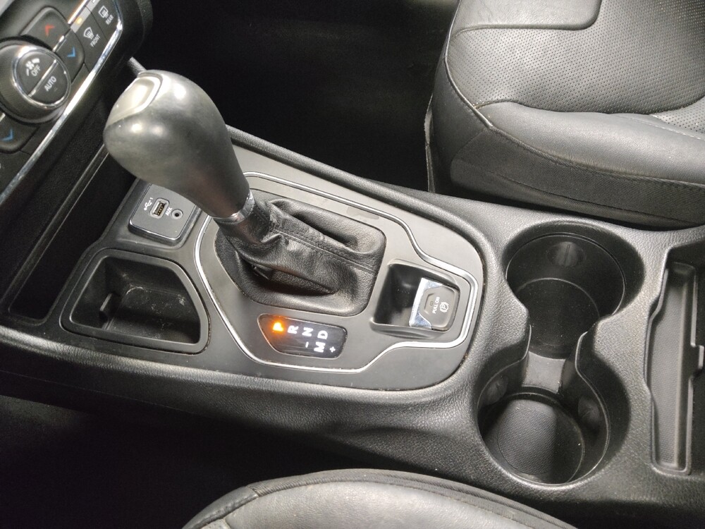 2021 Jeep Cherokee in Baton Rouge, LA 70816 - 18098364 26