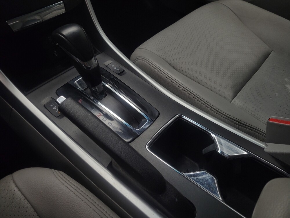 2015 Honda Accord in Indianapolis, IN 46222 - 18098366 26