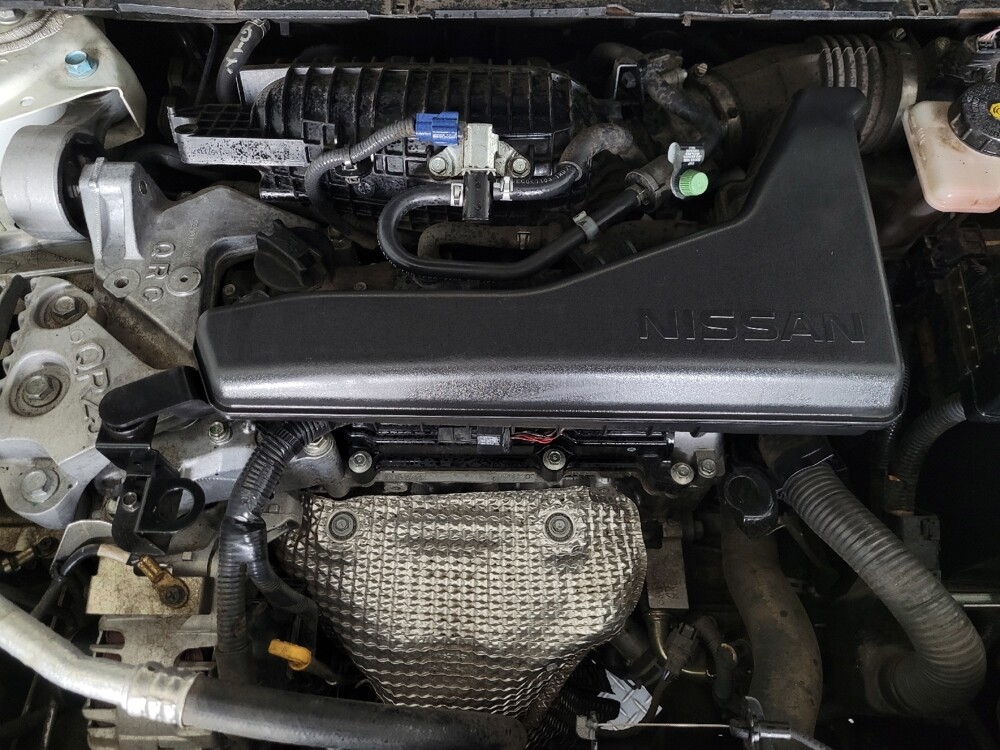 2017 Nissan Rogue in Tucson, AZ 85705 - 18098375 30