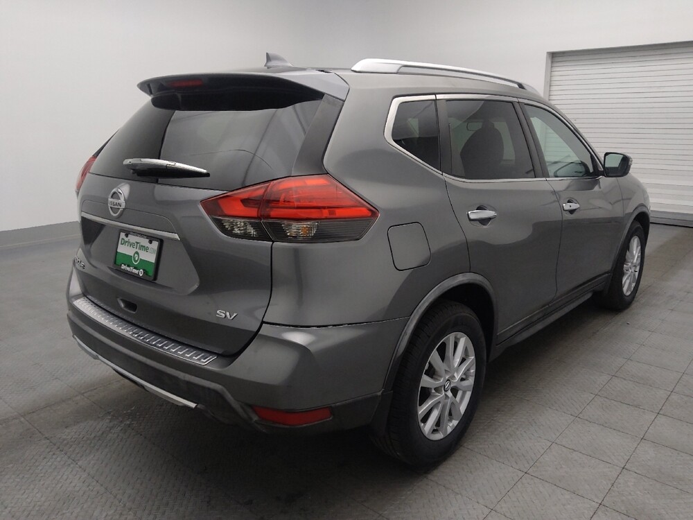 2017 Nissan Rogue in Hialeah, FL 33014 - 18098385 9