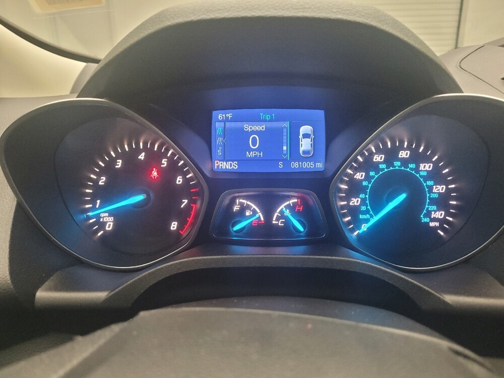 2015 Ford Escape in Taylor, MI 48180 - 18098402 23