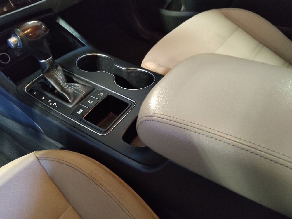 2016 Kia Sorento in Ocala, FL 34471 - 18098403 26