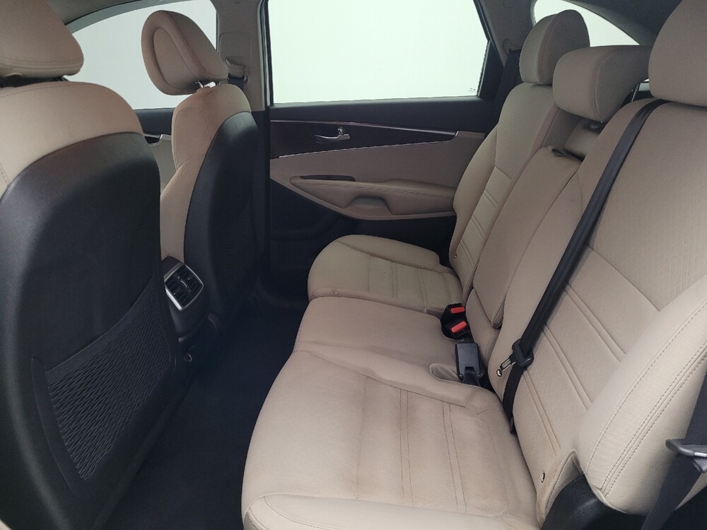 2016 Kia Sorento in Ocala, FL 34471 - 18098403 18