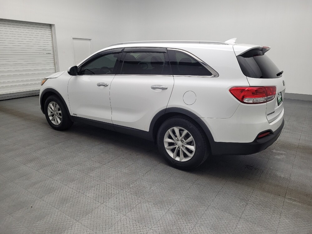 2016 Kia Sorento in Ocala, FL 34471 - 18098403 3