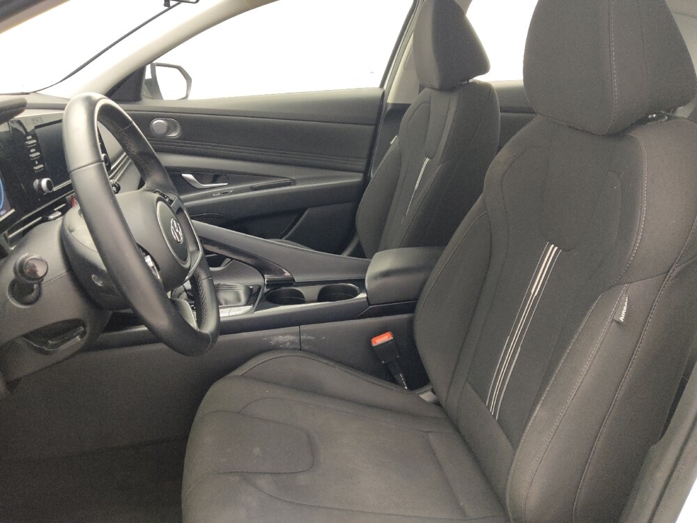 2022 Hyundai Elantra in Ocala, FL 34471 - 18098404 17