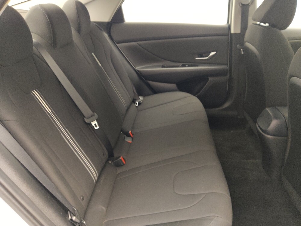 2022 Hyundai Elantra in Ocala, FL 34471 - 18098404 19