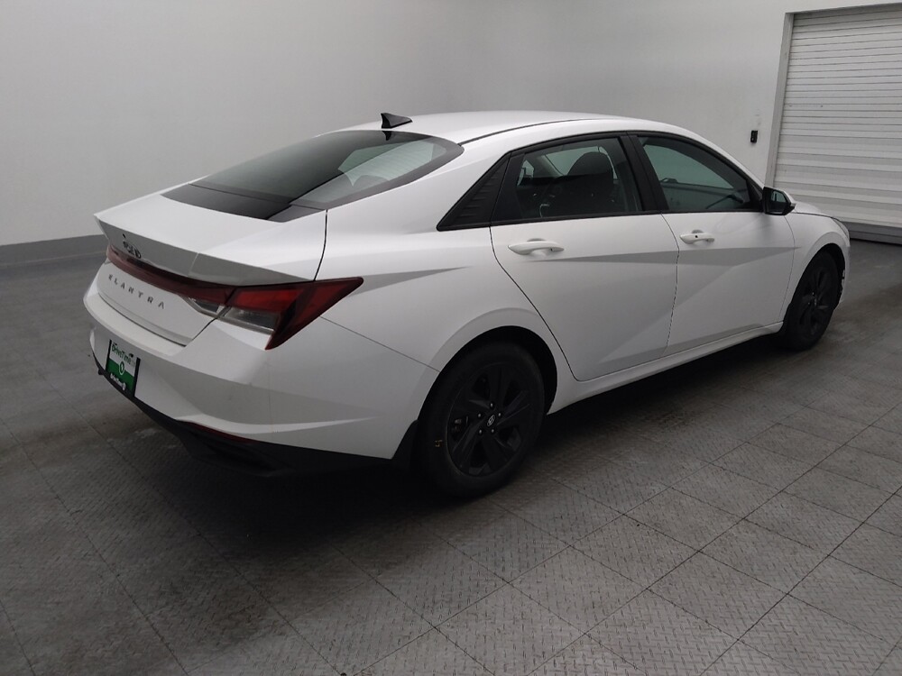 2022 Hyundai Elantra in Ocala, FL 34471 - 18098404 9