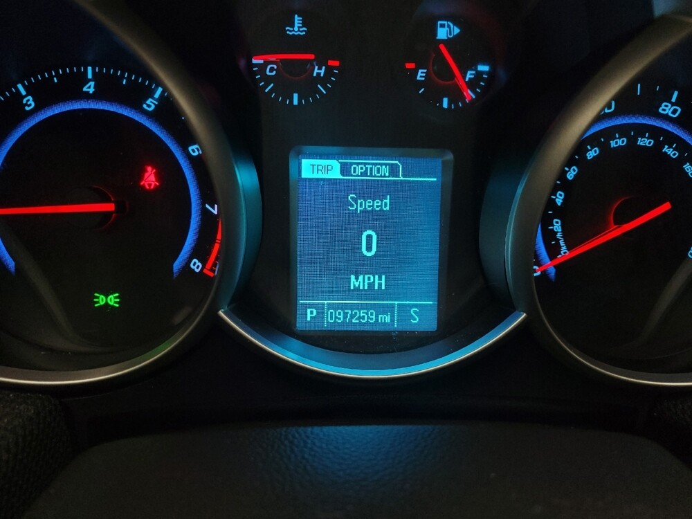 2015 Chevrolet Cruze in Eastpointe, MI 48021 - 18098406 23