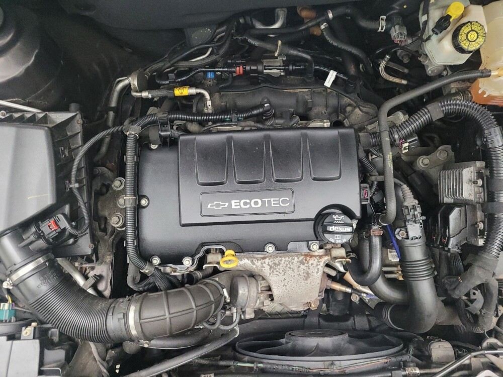 2015 Chevrolet Cruze in Eastpointe, MI 48021 - 18098406 30