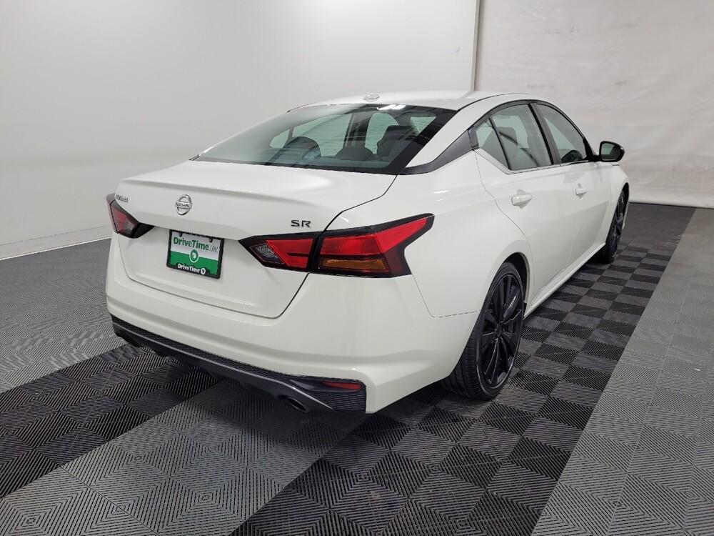 2019 Nissan Altima in Plymouth Meeting, PA 19462 - 18098413 9