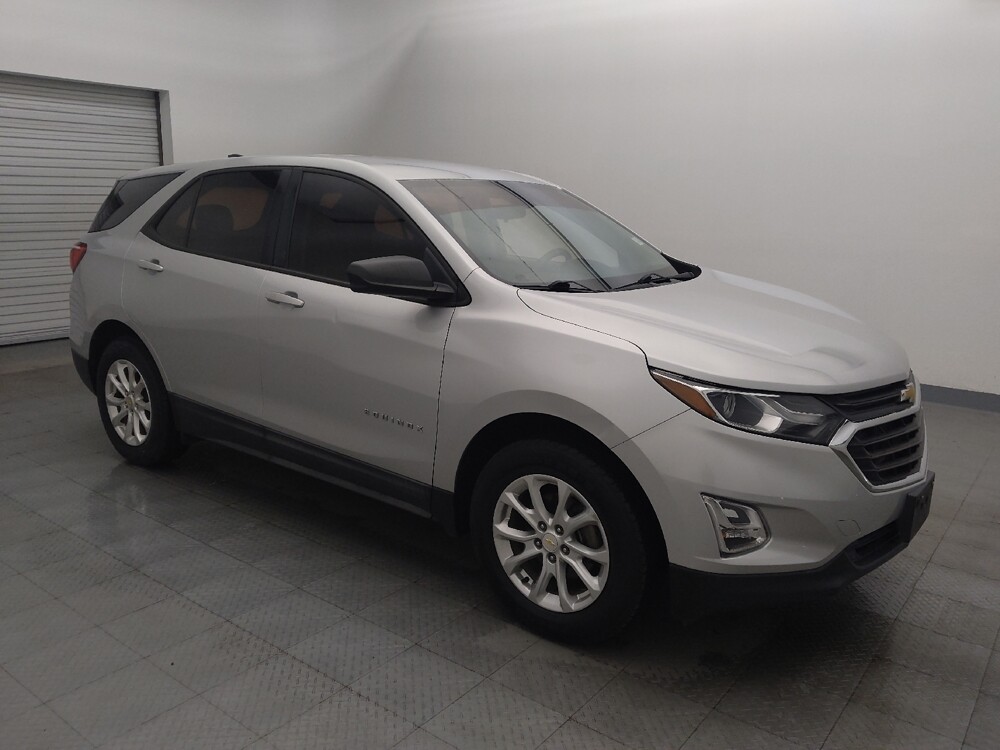 2018 Chevrolet Equinox in Baton Rouge, LA 70816 - 18098415 11