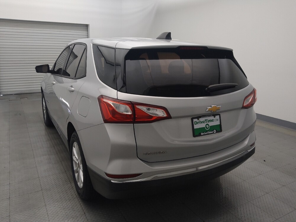 2018 Chevrolet Equinox in Baton Rouge, LA 70816 - 18098415 6