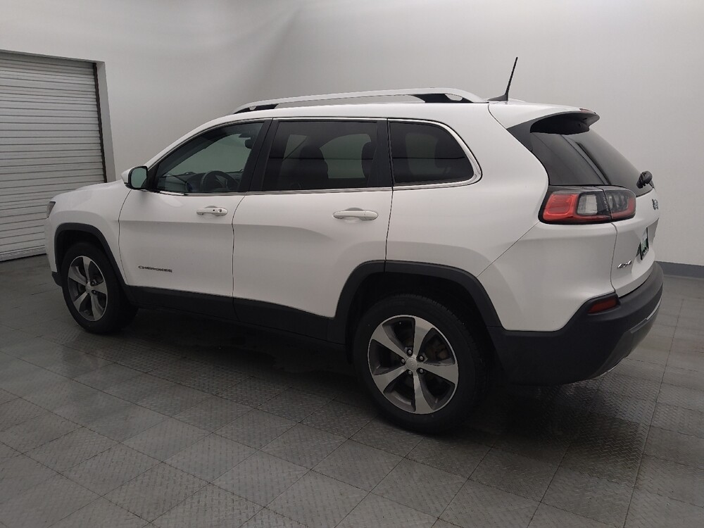 2019 Jeep Cherokee in Baton Rouge, LA 70816 - 18098418 3
