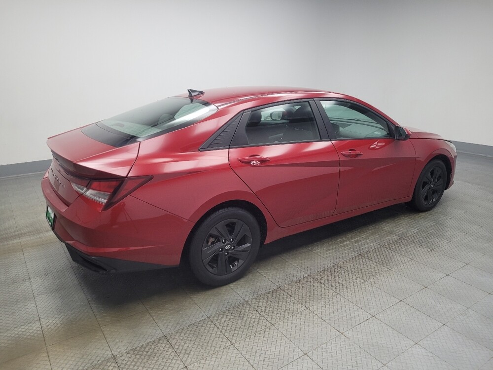 2022 Hyundai Elantra in Indianapolis, IN 46222 - 18098420 10