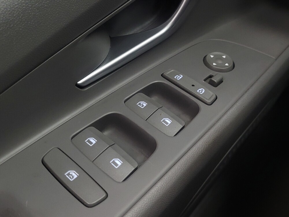 2022 Hyundai Elantra in Indianapolis, IN 46222 - 18098420 27