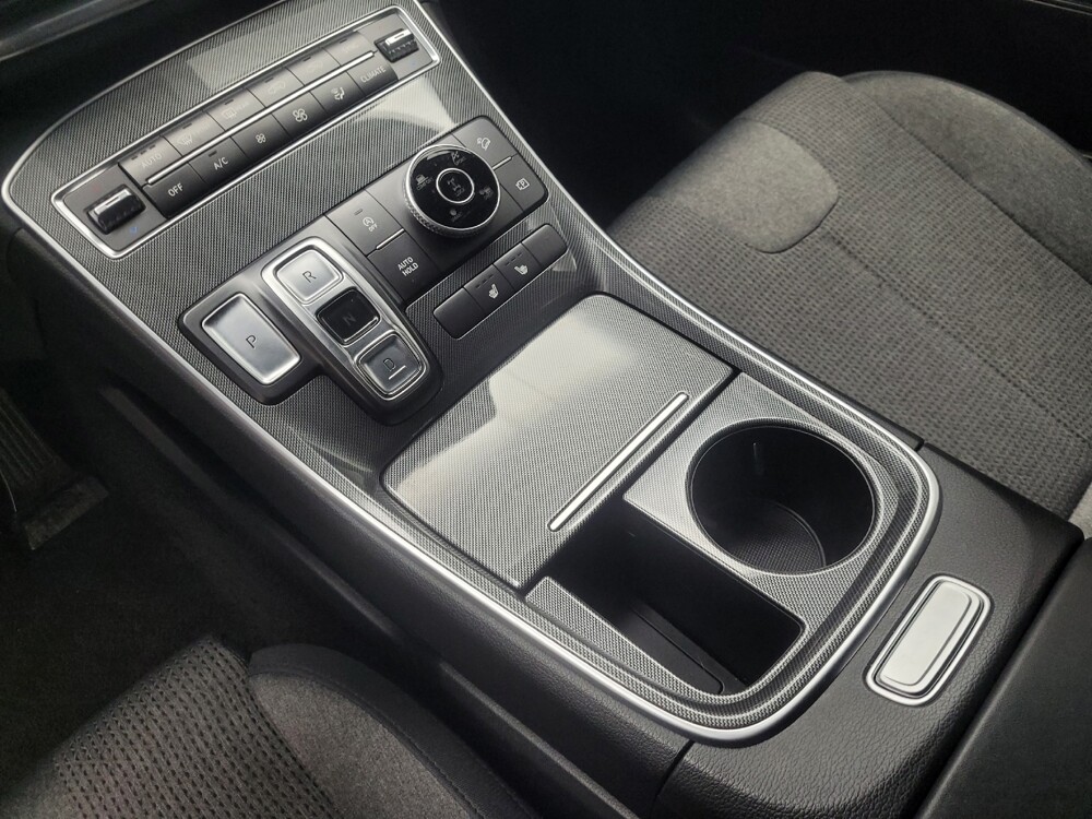 2022 Hyundai Santa Fe in Indianapolis, IN 46222 - 18098422 26