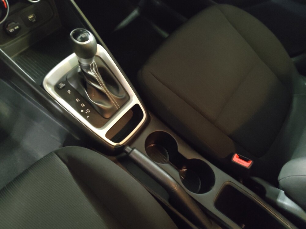 2021 Hyundai Venue in Savannah, GA 31419 - 18098423 26