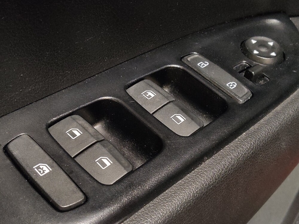 2021 Hyundai Venue in Savannah, GA 31419 - 18098423 27