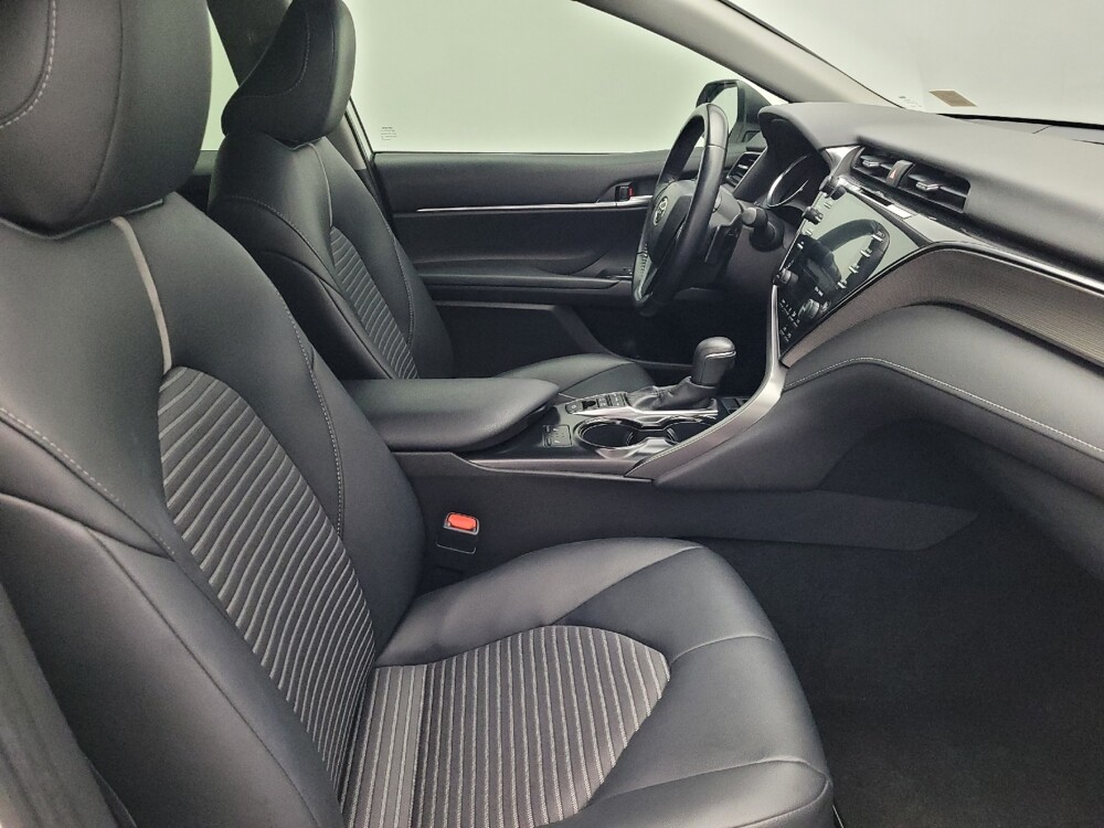 2019 Toyota Camry in Savannah, GA 31419 - 18098425 21