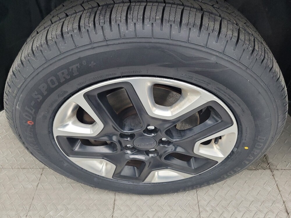 2018 Jeep Compass in Greenville, SC 29607 - 18098431 31