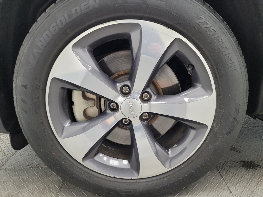 2019 Jeep Cherokee in Reno, NV 89502 - 18098433 31