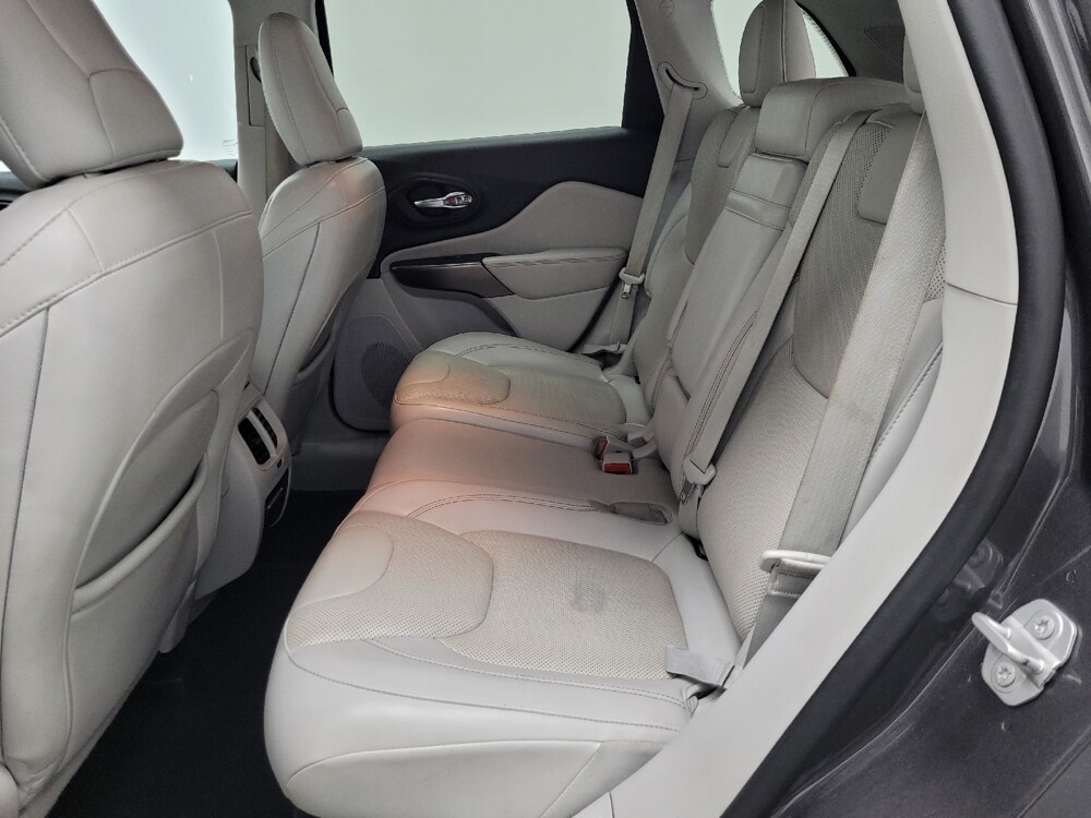 2019 Jeep Cherokee in Reno, NV 89502 - 18098433 18