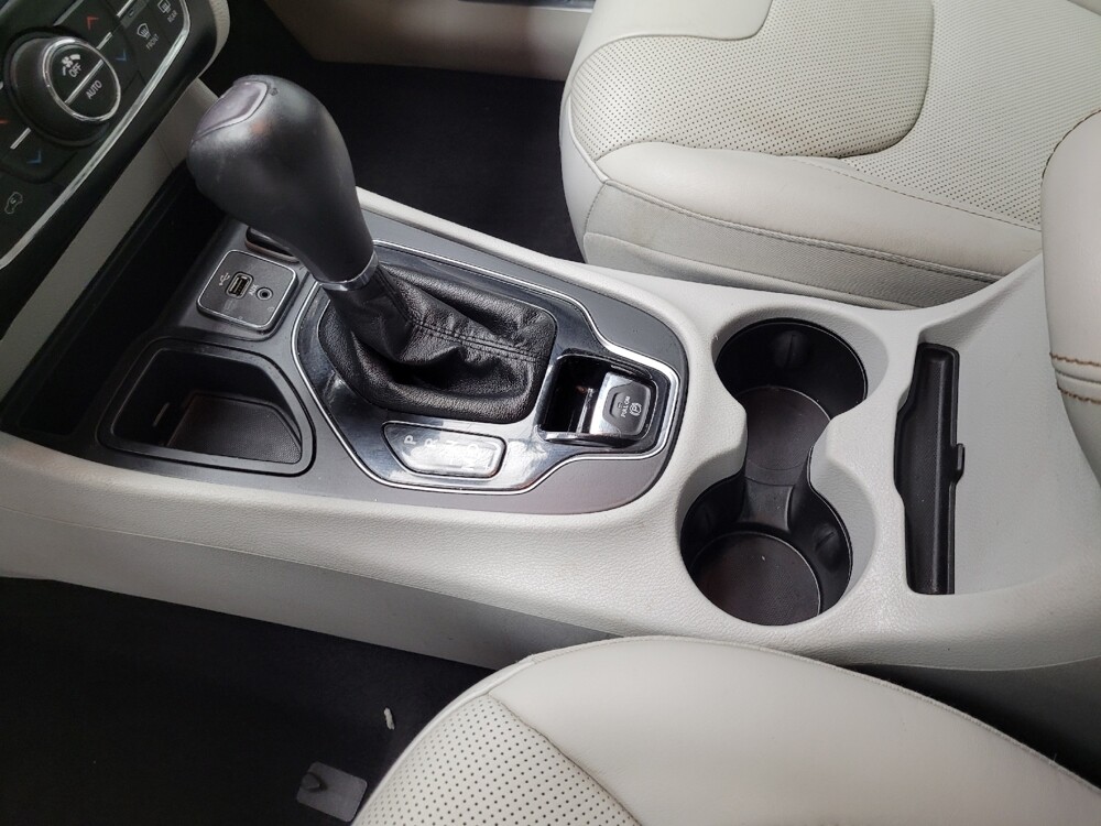 2019 Jeep Cherokee in Reno, NV 89502 - 18098433 26