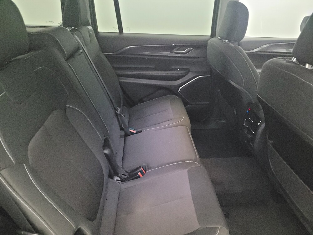 2022 Jeep Grand Cherokee L in Laurel, MD 20724 - 18098434 19