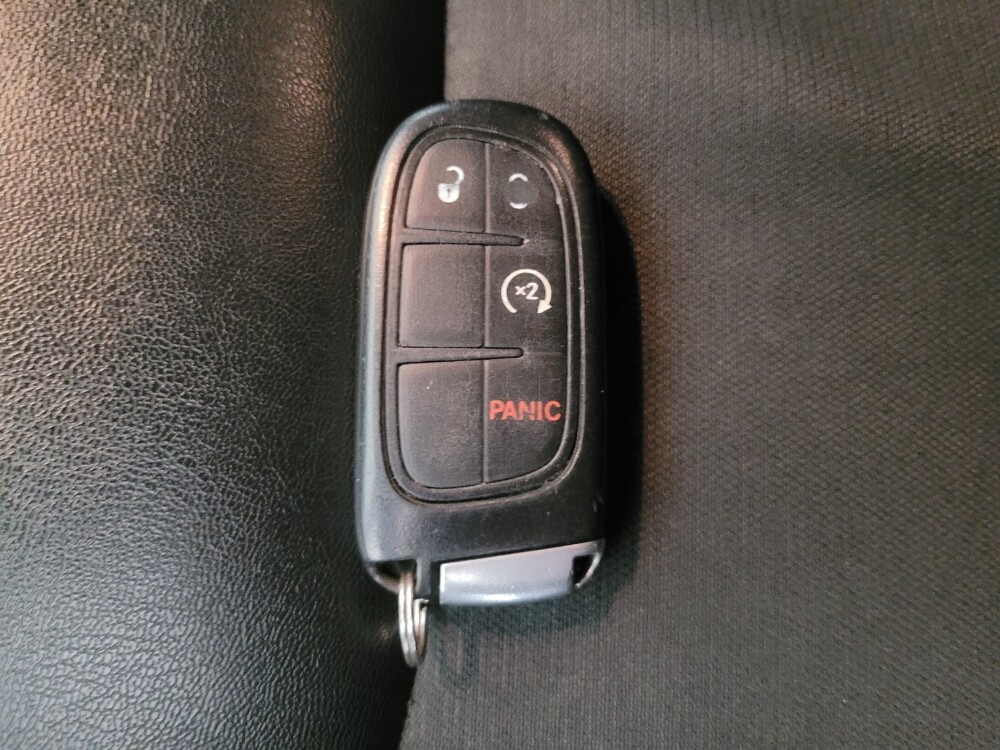 2019 Jeep Cherokee in Laurel, MD 20724 - 18098435 32