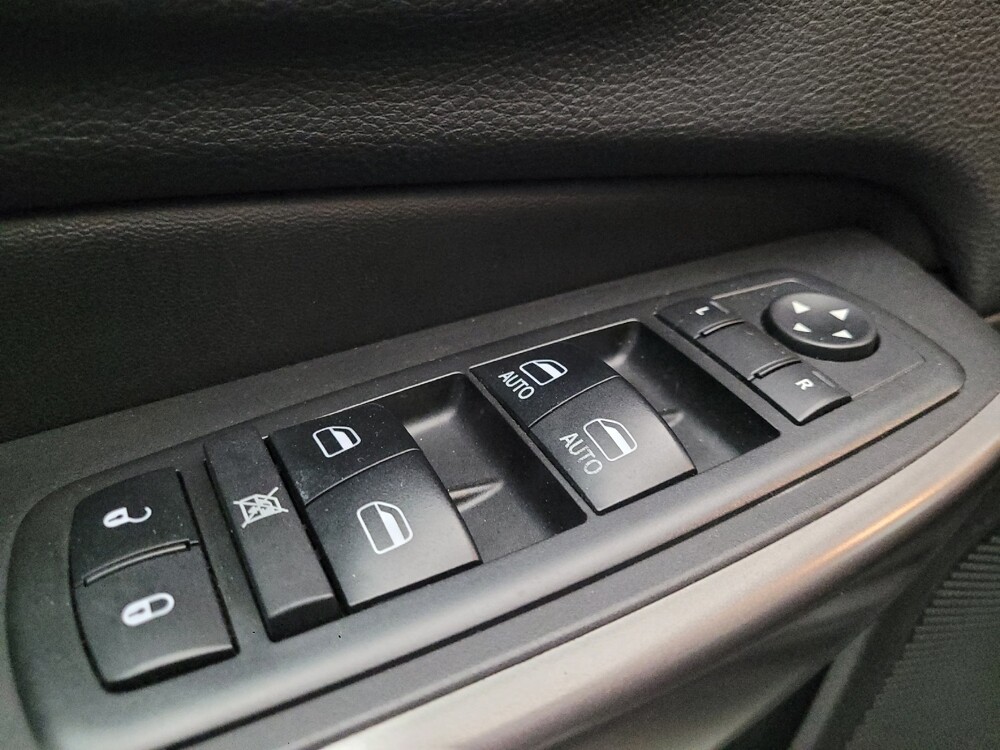 2019 Jeep Cherokee in Laurel, MD 20724 - 18098435 27