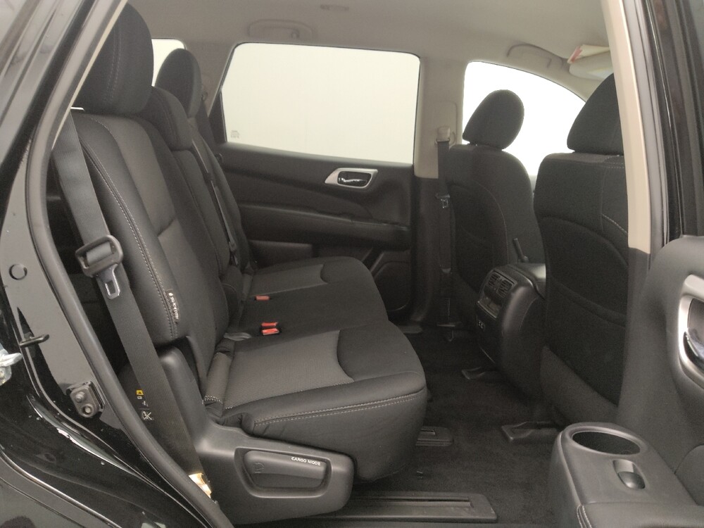 2019 Nissan Pathfinder in Gladstone, MO 64118 - 18098438 19